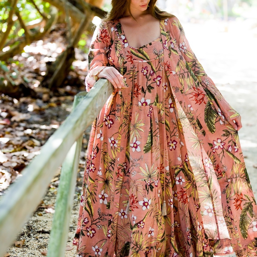 Vicky Cristina Barcelona Maxi NWT - Picture 6 of 11